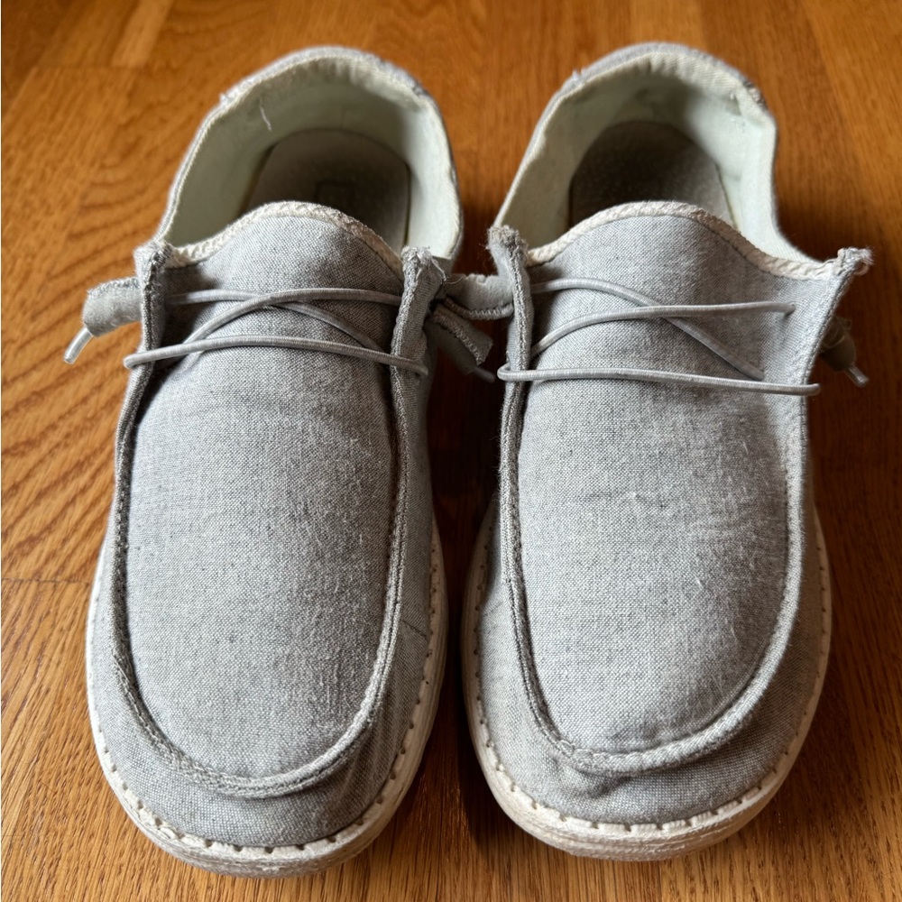 Hey Dude, women's 10, Wendy chambray braid grey.